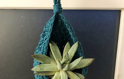 crochet-hanging-basket-for-plants-free-pdf-pattern