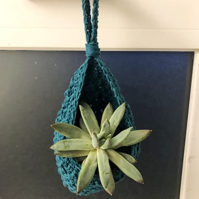 crochet-hanging-basket-for-plants-free-pdf-pattern