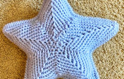 crochet-star-pillow-pattern-free