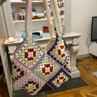 free-crochet-granny-square-tote-bag-pattern