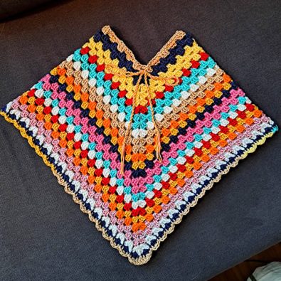 free-crochet-poncho-pattern-granny-squares