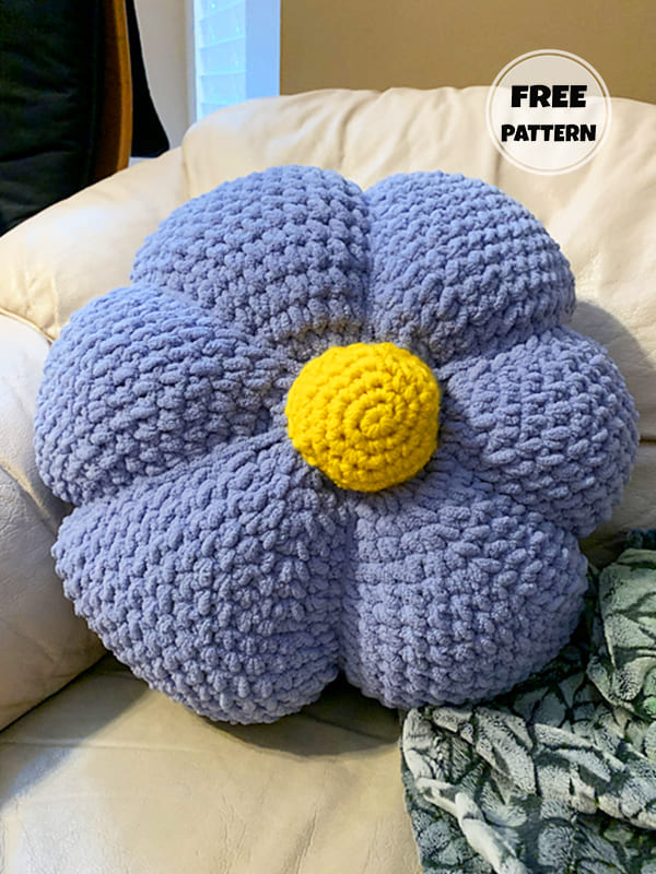 Grey Free Crochet Flower Pillow Pattern 