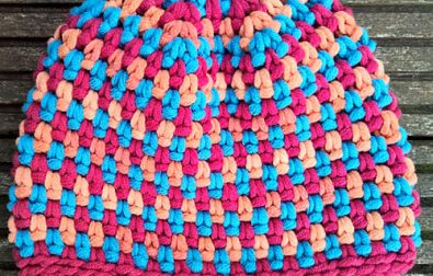 moss-stitch-basic-crochet-beanie-pattern-free