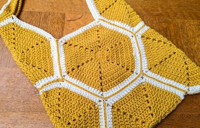 mustard-crochet-hexagon-bag-free-pattern