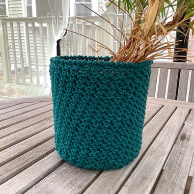 plants-cover-crochet-basket-free-pattern