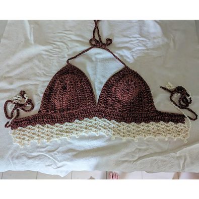 pretty-crochet-lace-bralette-free-pattern