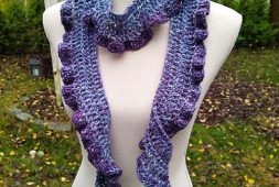 arugula-crochet-ruffle-scarf-free-pattern