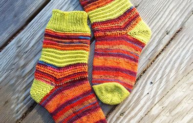 autumn-crochet-socks-pattern-free-easy-pdf