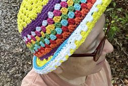 granny-stripes-crochet-bucket-hat-free-pattern