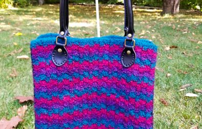 mesmerizing-colorwork-crochet-shoulder-bag-free-pattern