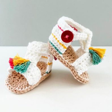 sweet-free-crochet-baby-sandals-pattern