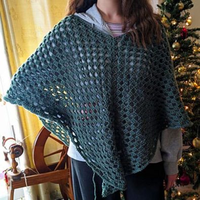 timeless-free-poncho-crochet-pattern-easy