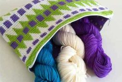 crochet-tapestry-pouch-free-pattern