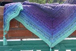 triangle-shawl-crochet-pattern-free-for-beginners