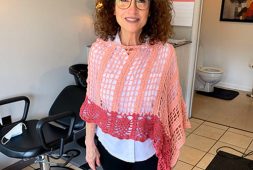 pineapple-free-crochet-pattern-for-a-poncho