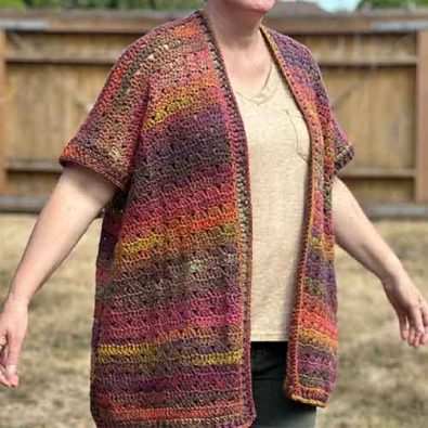 short-sleeves-oversized-crochet-cardigan-free-pattern