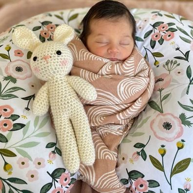 sleeping-buddy-long-legged-crochet-bunny-free-amigurumi-pattern