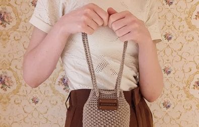 small-crochet-shoulder-bag-free-pattern