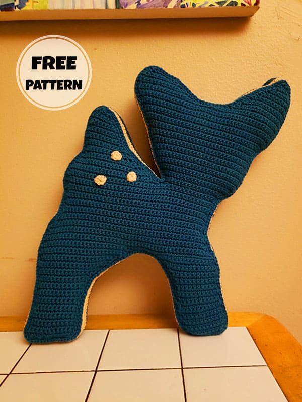 Beautiful Pillow Free Deer Crochet Pattern