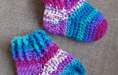 crochet-baby-socks-for-beginners-pattern-free