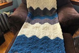 gray-challenge-ripple-blanket-pattern-crochet-free