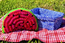 pillow-watermelon-crochet-pattern-free