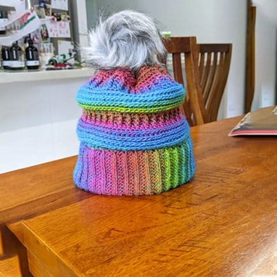 rainbow-in-autumn-slouchy-crochet-beanie-free-pattern