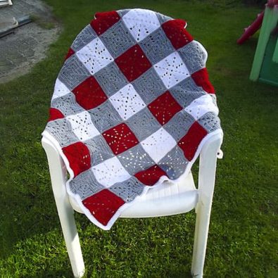 red-and-gray-free-gingham-blanket-crochet-pattern