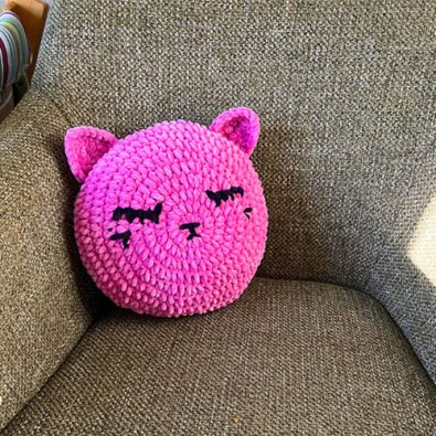 round-crochet-pillow-cat-free-pattern-pdf