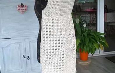 sleeveless-crochet-ruffle-dress-free-pattern