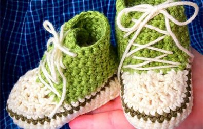 green-crochet-converse-baby-booties-free-pattern