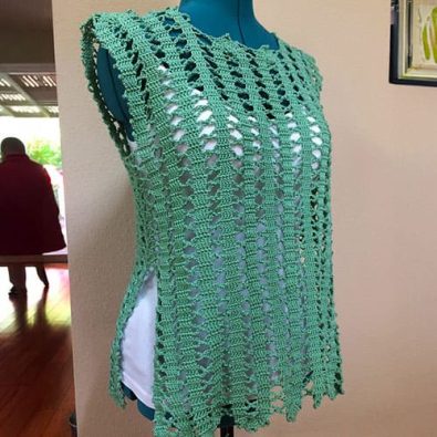 gorgeous-sleeveless-crochet-lace-top-free-pattern