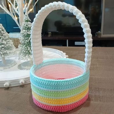 lovely-free-crochet-easter-basket-pattern