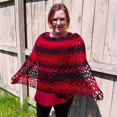 mesh-gift-crochet-a-poncho-easy-free-pattern