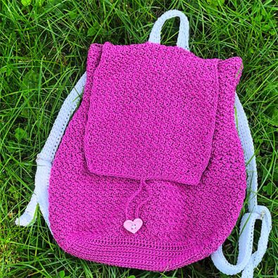 purple-free-crochet-mini-backpack-pattern