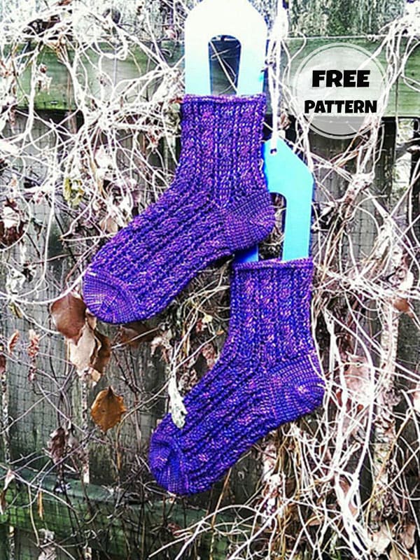 Twist Crochet Socks Free Pattern​ PDF