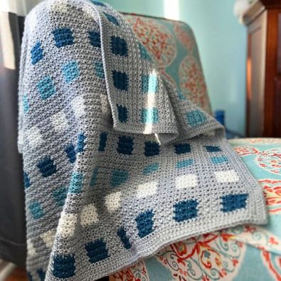 small-square-pattern-crochet-blanket-free