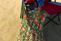 practical-beach-bag-crochet-pattern-free